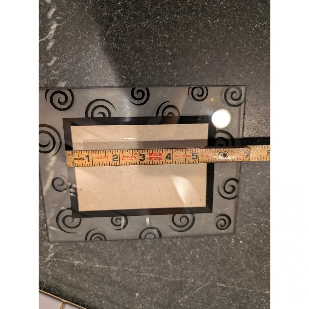Elsa L Inc Frosted Glass Picture Frame Black Swirl Spiral Pattern 4x6 Horizontal